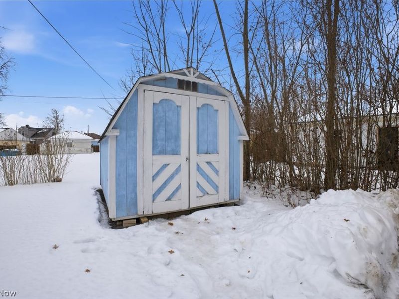 1226 Kenmore Avenue SE, Warren, OH 44484 Photo 3