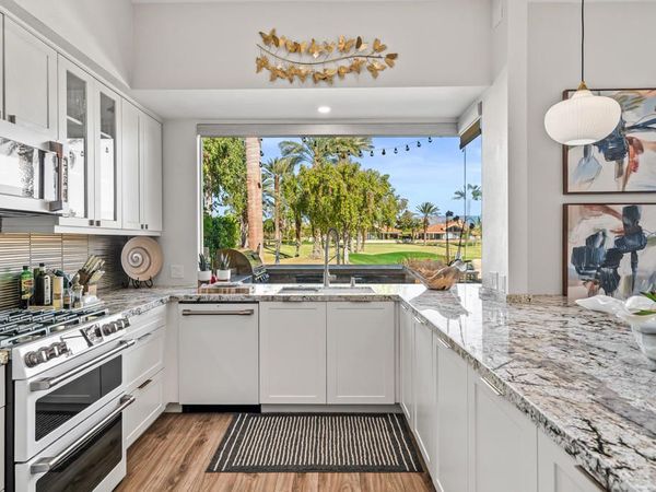 52 Hilton Head Drive, Rancho Mirage, CA 92270