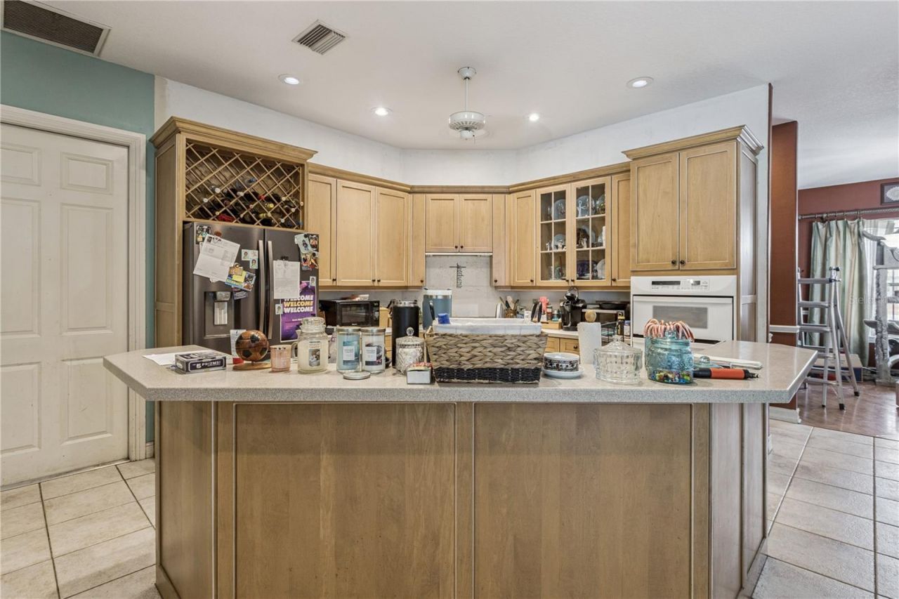 5803 Spring Lake Drive, Lakeland, FL 33811 Photo