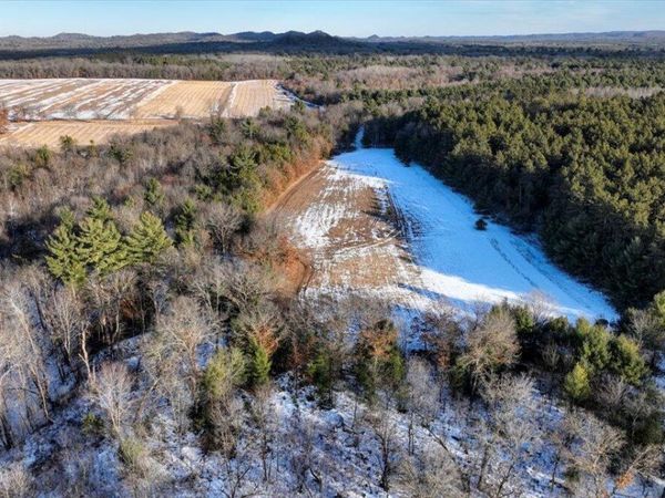 000 Bush Rd, Melrose, WI 54642