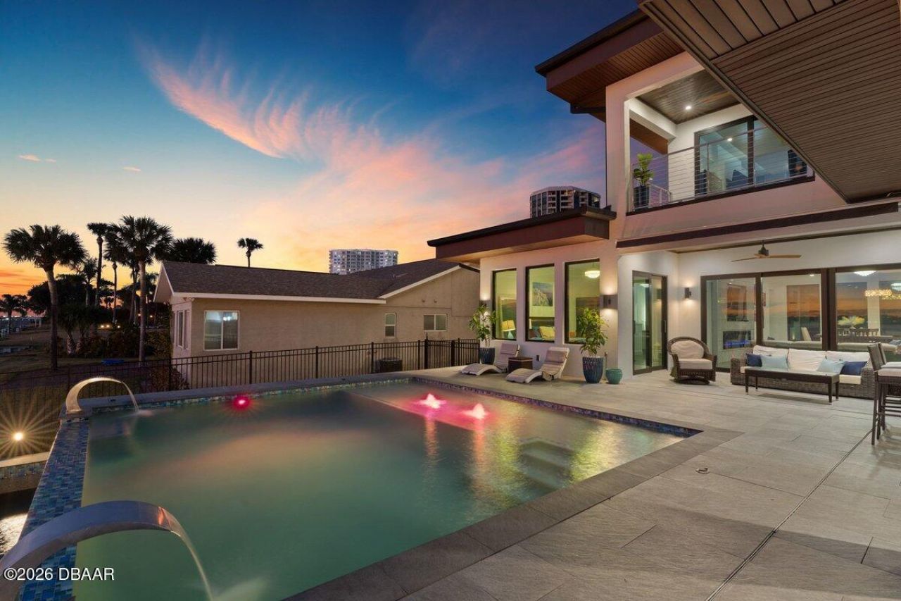 3036 S Peninsula Drive, Daytona Beach Shores, FL 32118 Photo