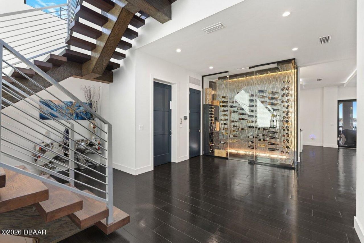 3036 S Peninsula Drive, Daytona Beach Shores, FL 32118 Photo