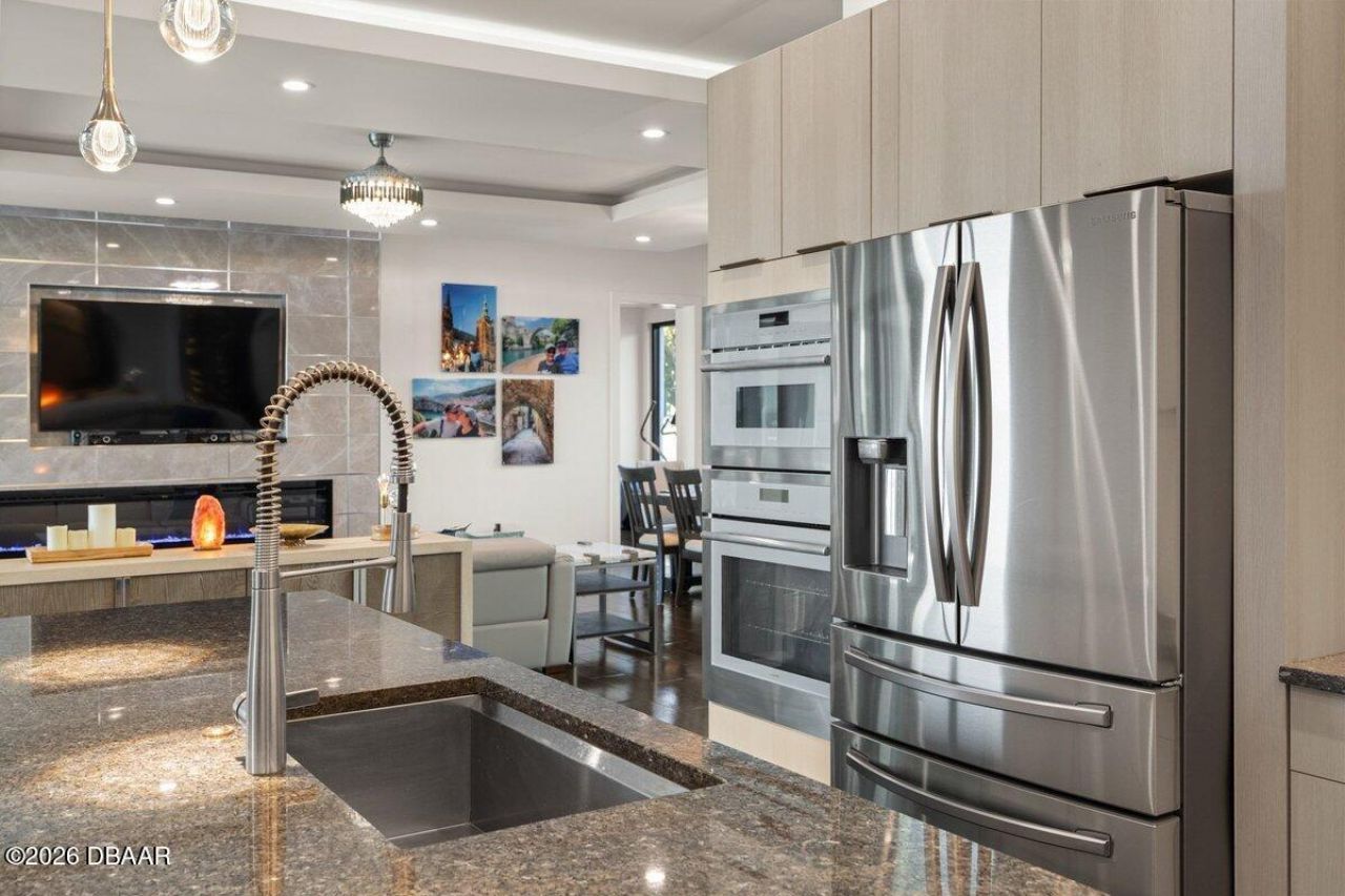 3036 S Peninsula Drive, Daytona Beach Shores, FL 32118 Photo