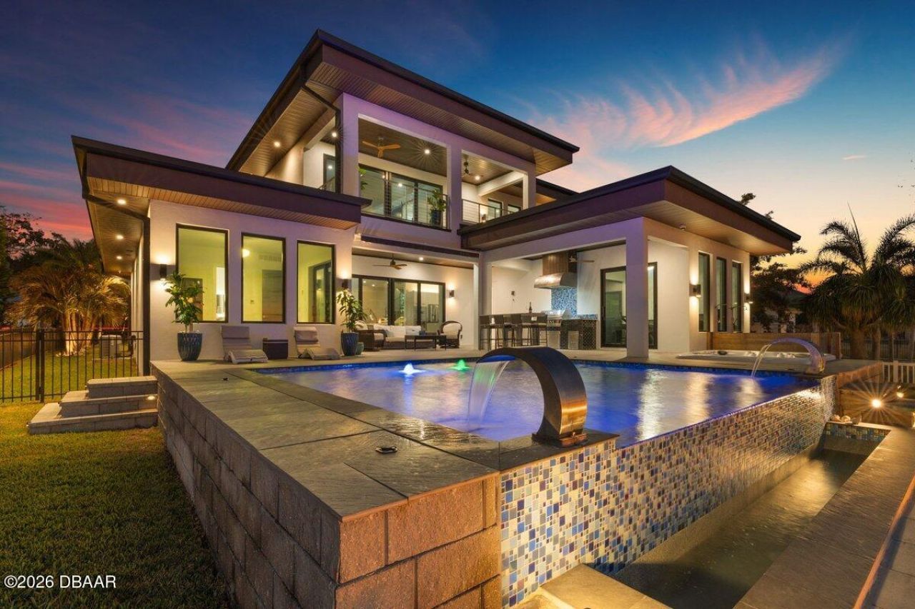 3036 S Peninsula Drive, Daytona Beach Shores, FL 32118 Photo