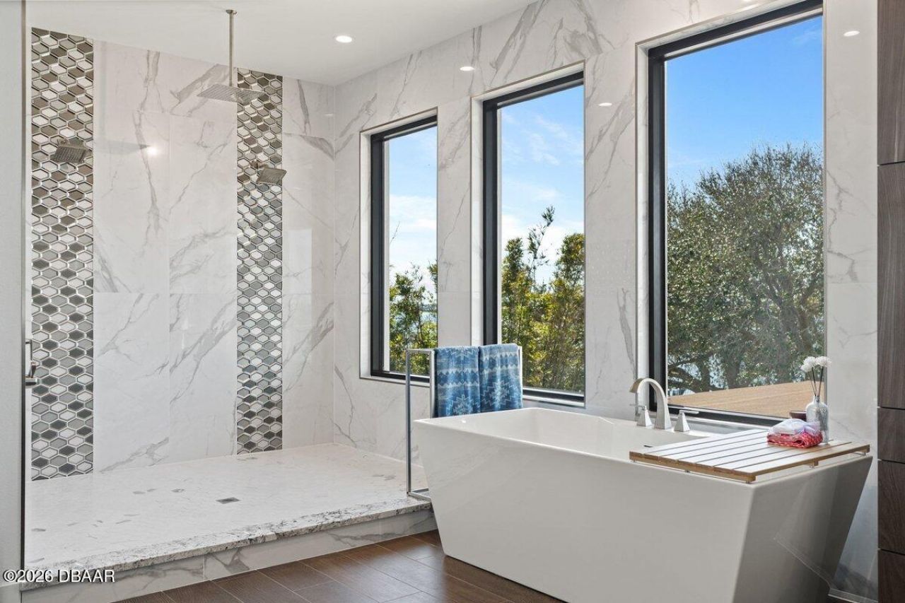 3036 S Peninsula Drive, Daytona Beach Shores, FL 32118 Photo