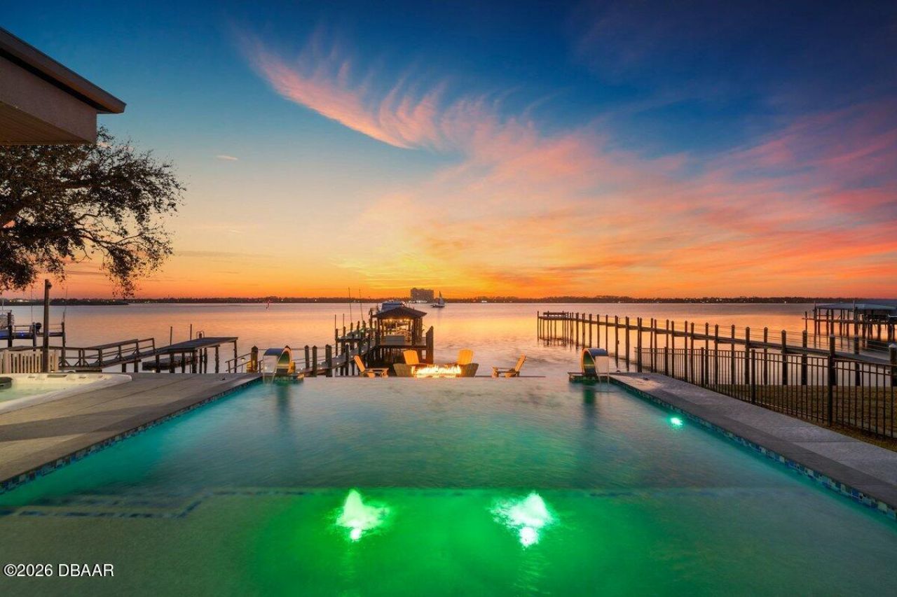 3036 S Peninsula Drive, Daytona Beach Shores, FL 32118 Photo