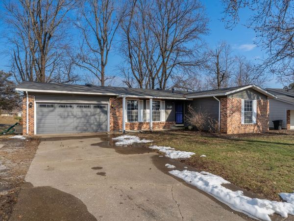 8 Buena Vista Drive, Murphysboro, IL 62966