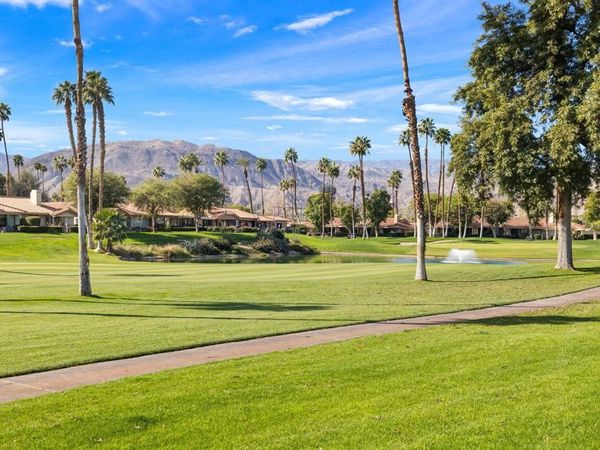 175 Las Lomas, Palm Desert, CA 92260