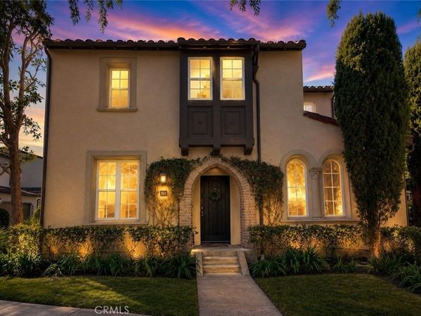 38 Gardenpath, Irvine, CA 92603