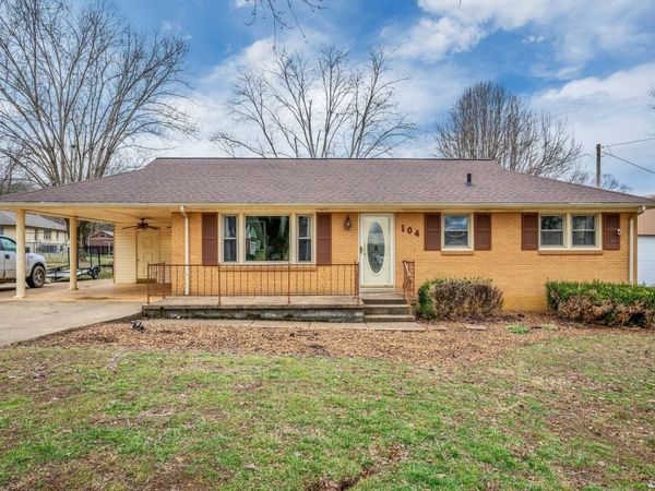 104 DuPont Ave, Waverly, TN 37185