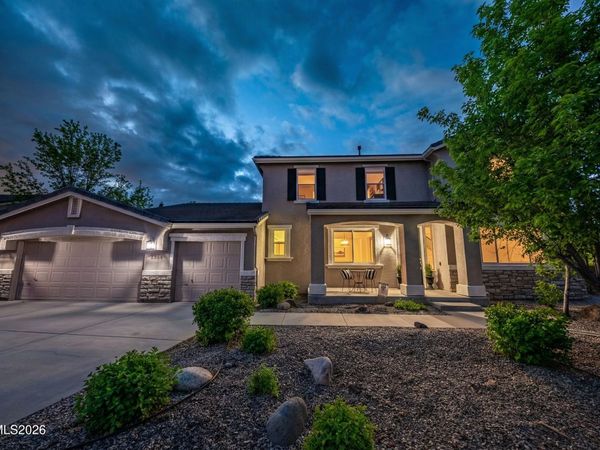 2880 Thistle Belle Court, Sparks, NV 89436