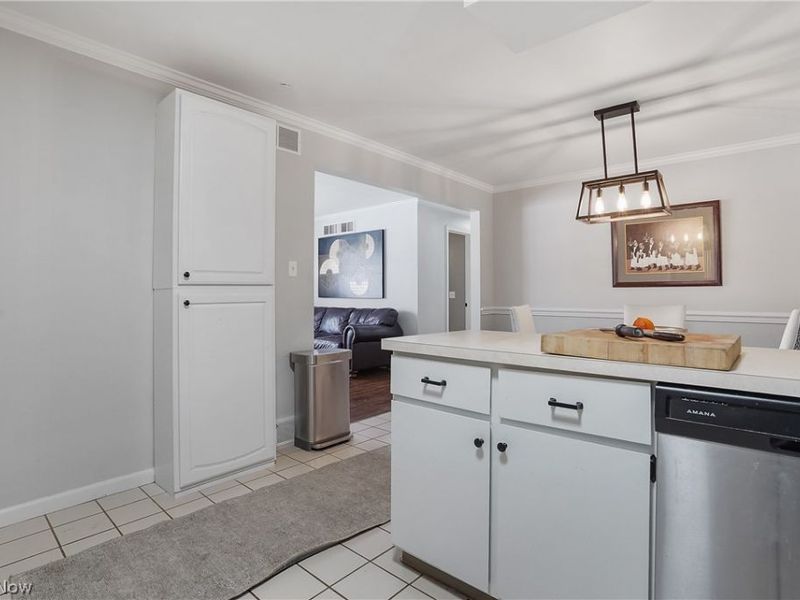 321 Meadowbrook Avenue, Youngstown, OH 44512 Photo 4