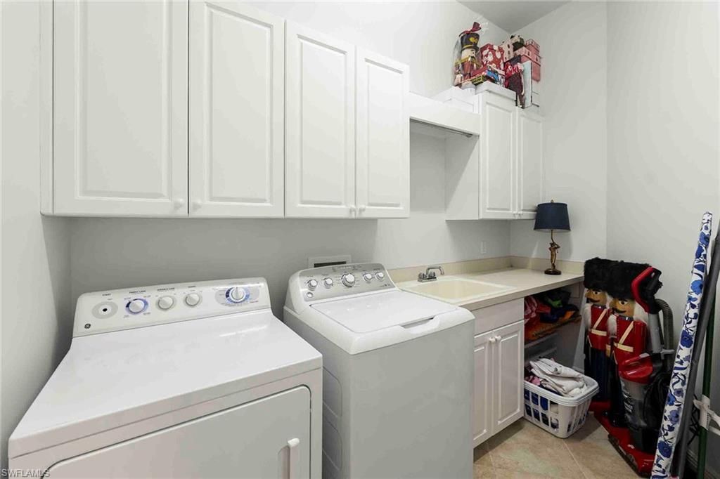 28540 Calabria Ct, Unit 102, Naples, FL 34110 Photo