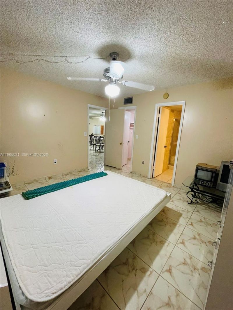 10000 NW 80th Ct, Unit 2331, Hialeah Gardens, FL 33016 Photo