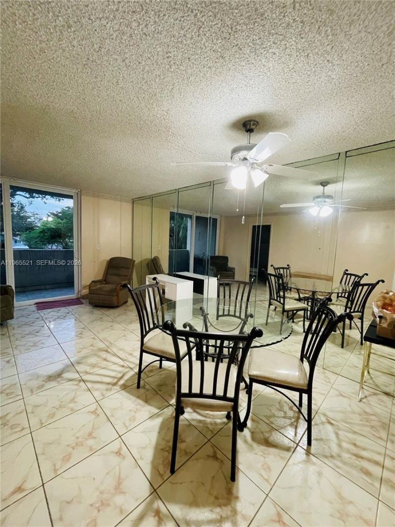 10000 NW 80th Ct, Unit 2331, Hialeah Gardens, FL 33016 Photo