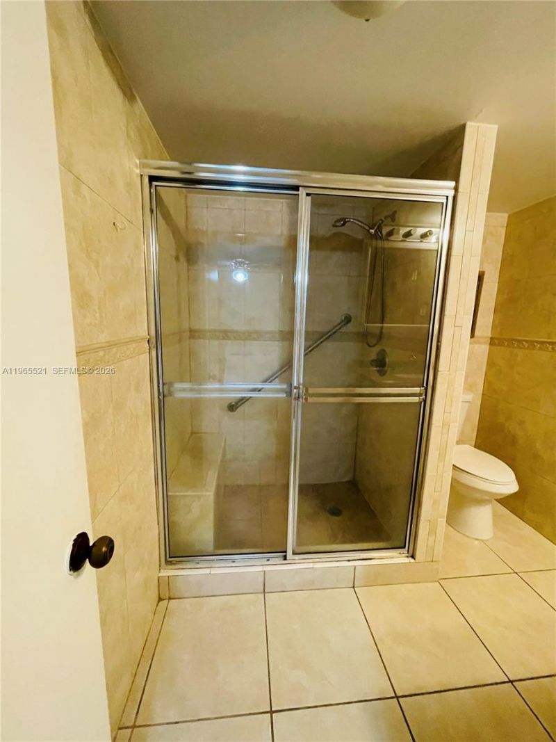 10000 NW 80th Ct, Unit 2331, Hialeah Gardens, FL 33016 Photo