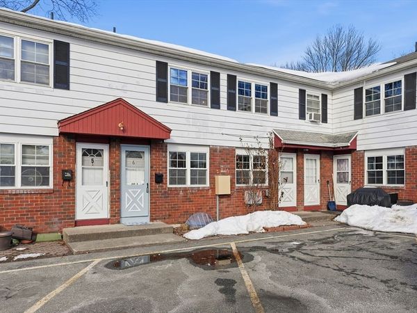 269 Chicopee Street, Unit 6, Chicopee, MA 01013