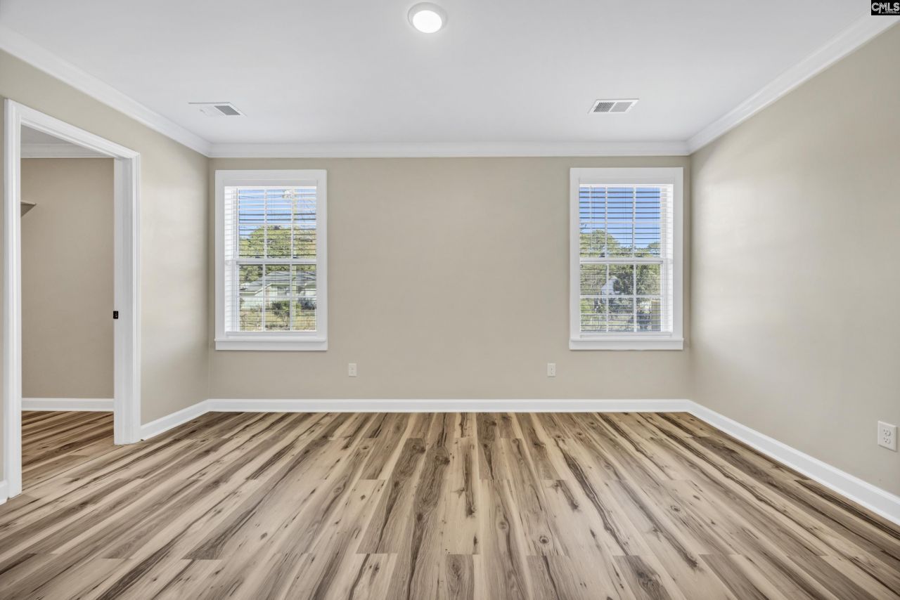 4608 Sheraton Road Photo 12