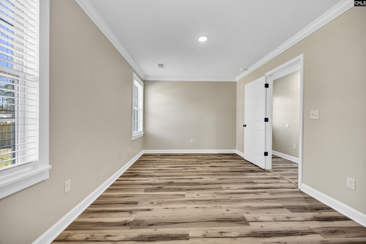 4608 Sheraton Road Photo 15