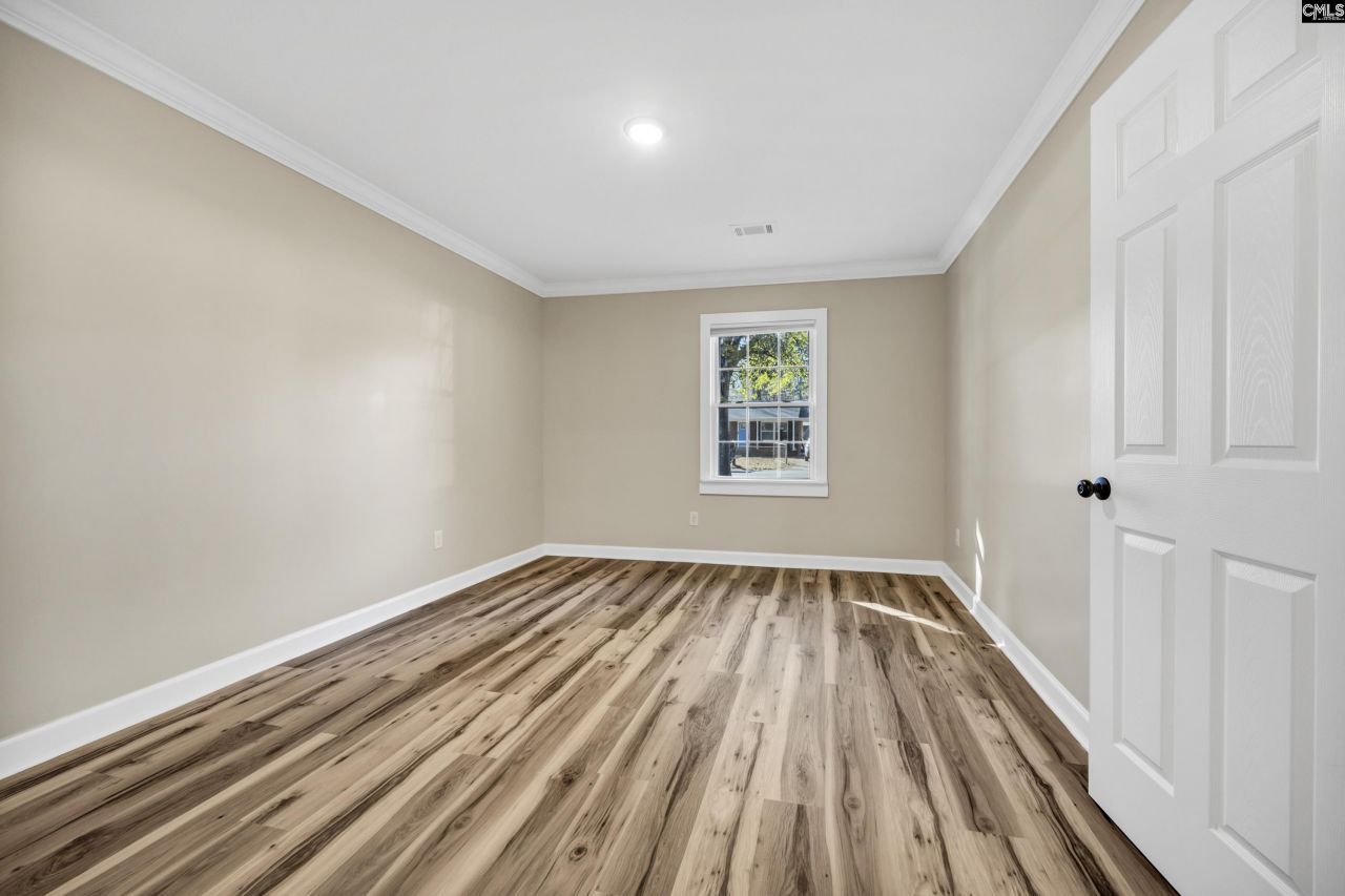 4608 Sheraton Road Photo 19