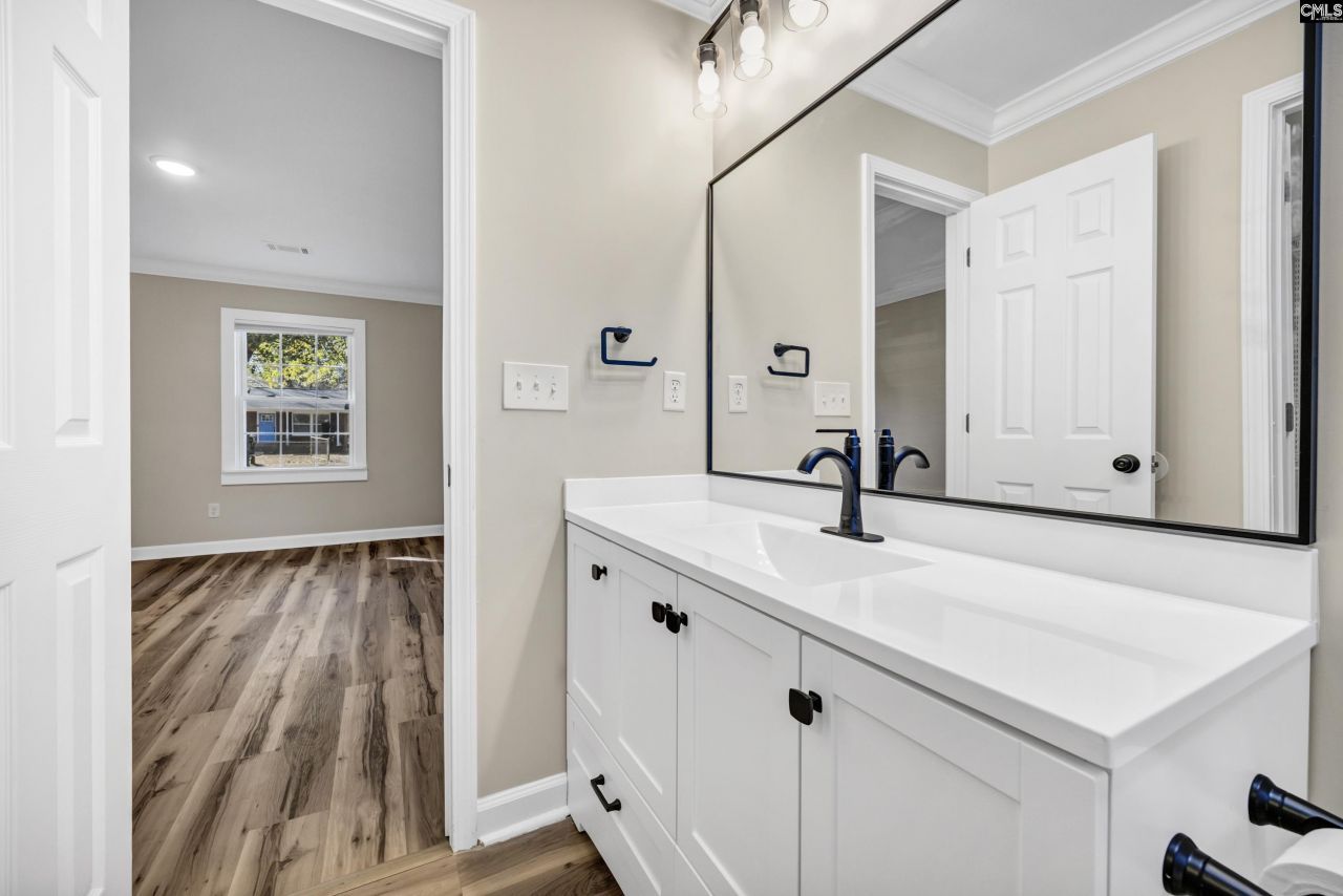 4608 Sheraton Road  Photo 21