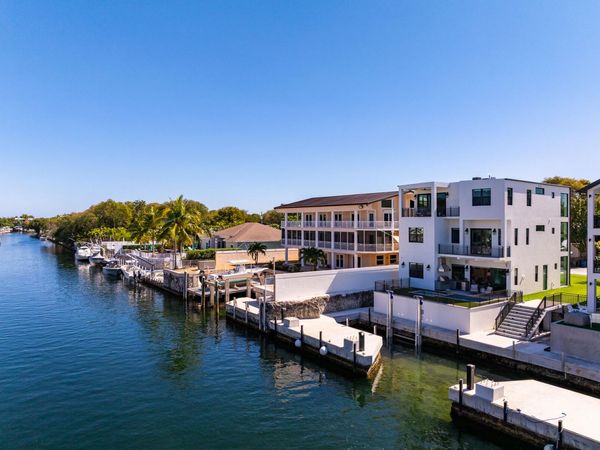 16 Bass Avenue, KEY LARGO, FL 33037