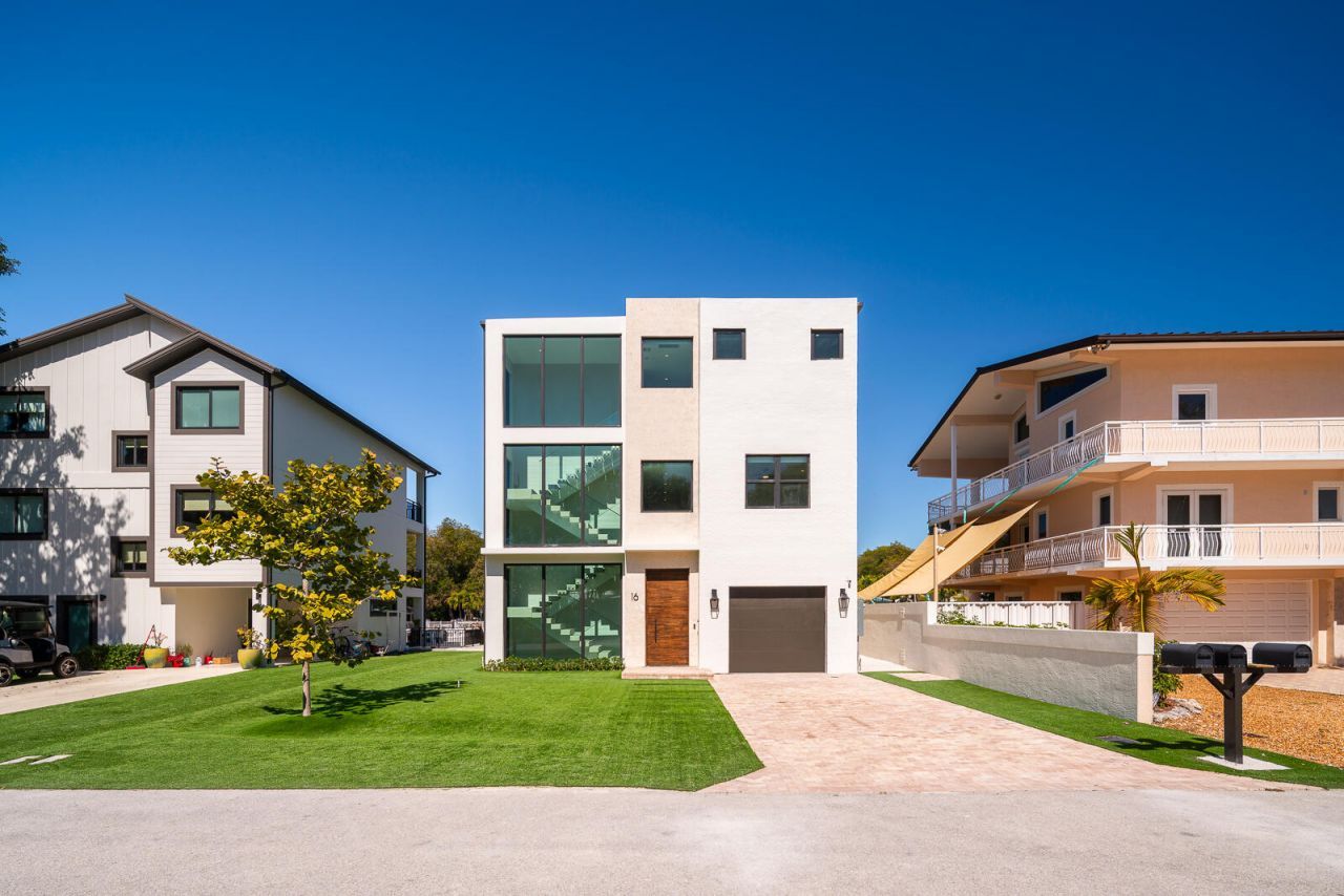 16 Bass Avenue, Key Largo, FL 33037 Photo