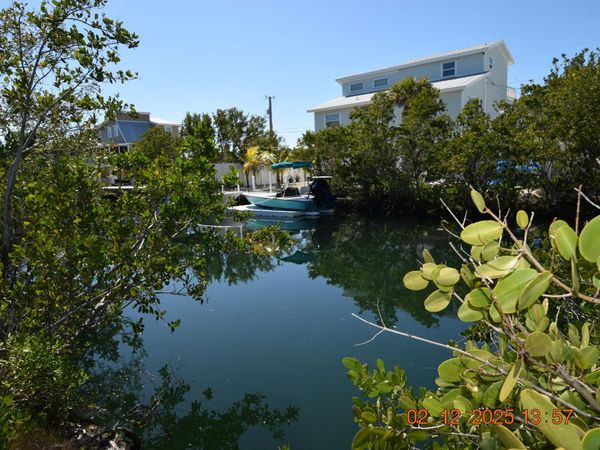 838 Loggerhead Lane, Sugarloaf, FL 33042