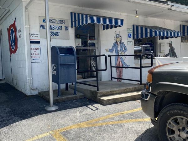 3566 & 3568 Williamsport Pike, Williamsport, TN