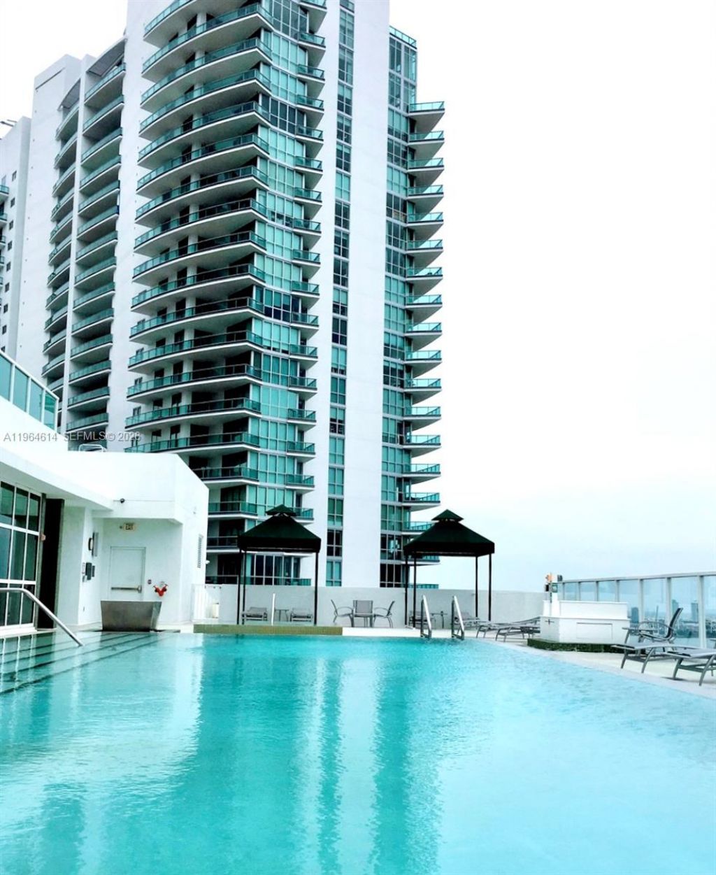 218 SE 14th St, Unit 1504, Miami, FL 33131 Photo