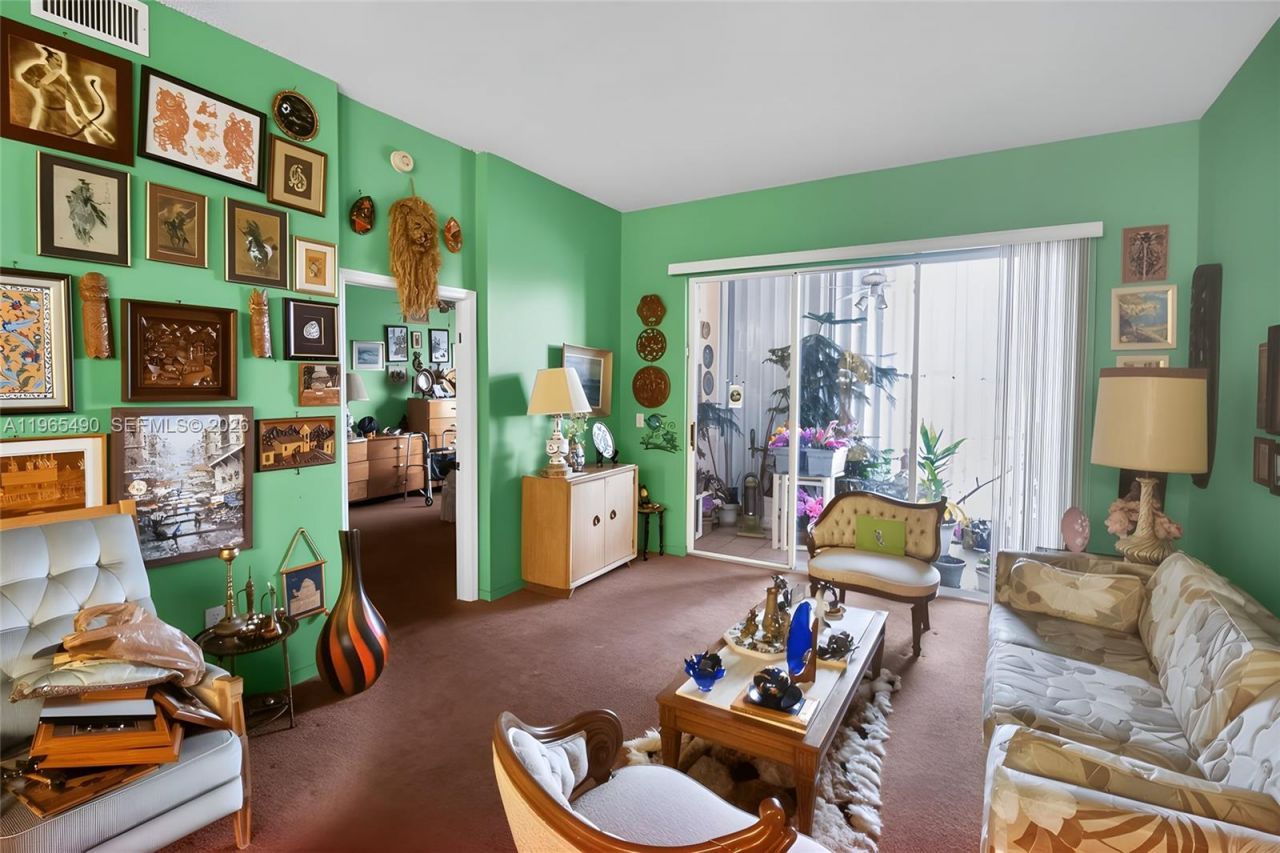 7700 Trent Dr, Unit 407, Tamarac, FL 33321 Photo