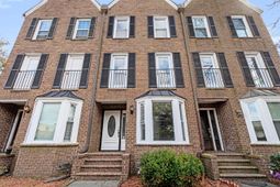 1506 Chester St. photo 4