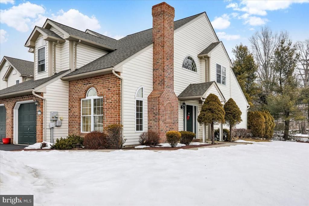 447 Epsilon Drive, Wernersville, PA 19565 Main Photo