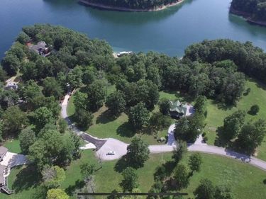 29 Hickory Point Drive, Monticello, KY 42633