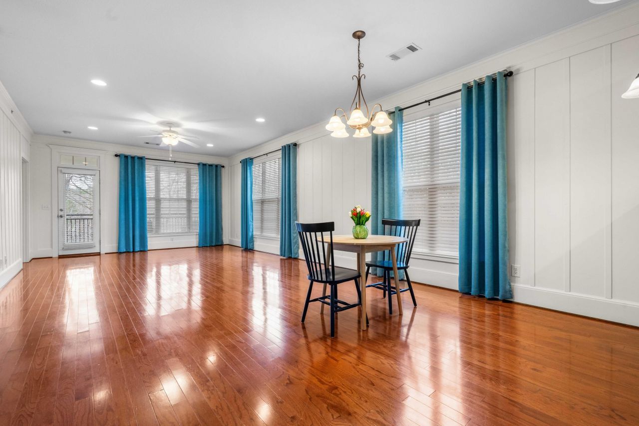 520 Trillium Court Photo 11