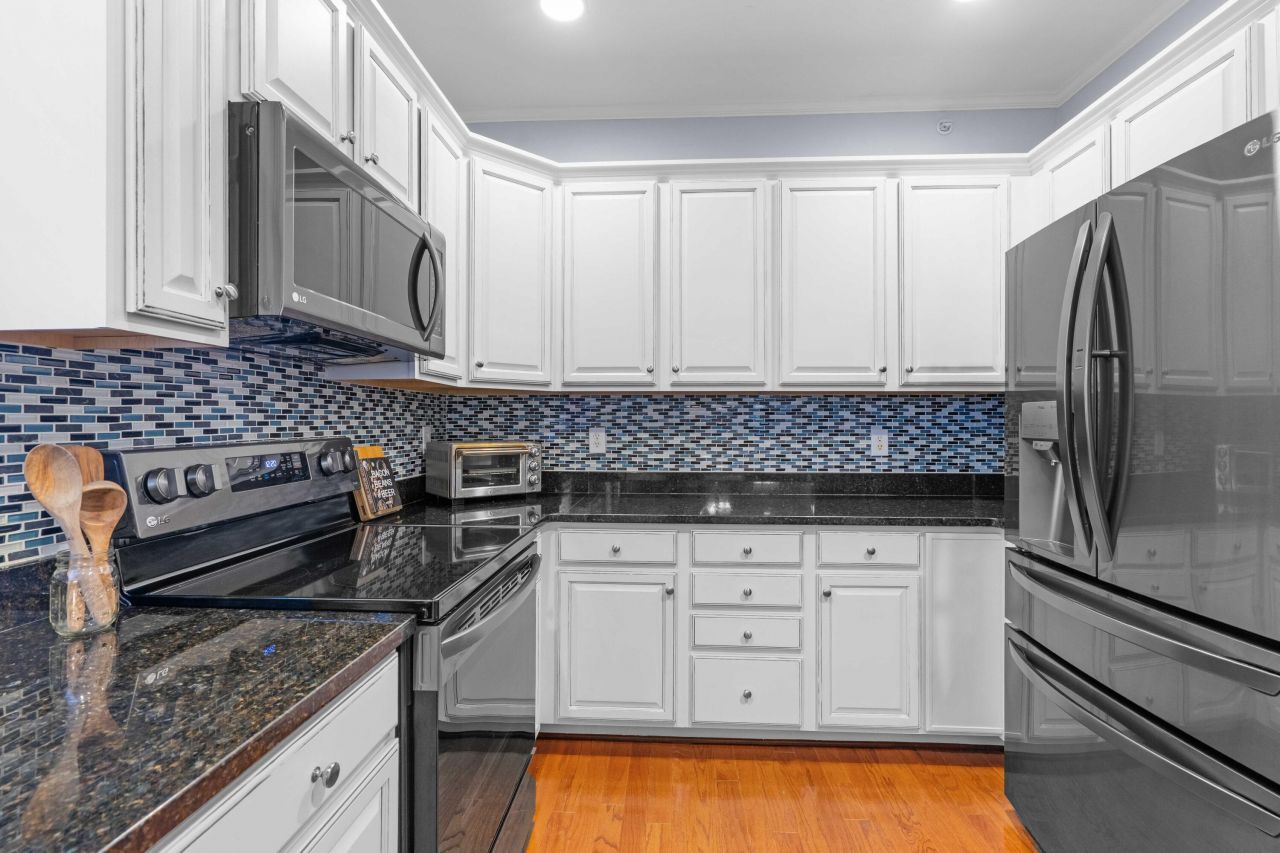 520 Trillium Court Photo 16