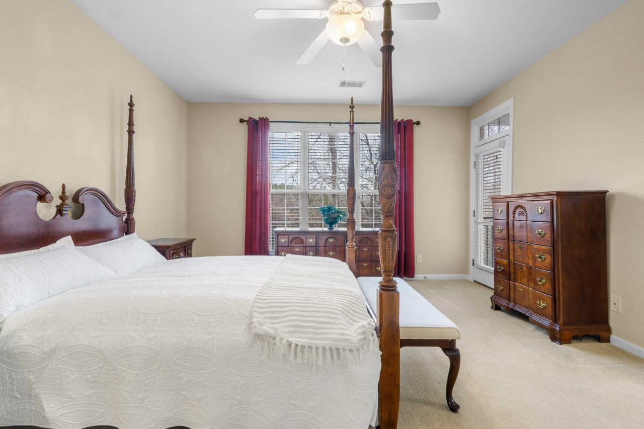 520 Trillium Court Photo 21