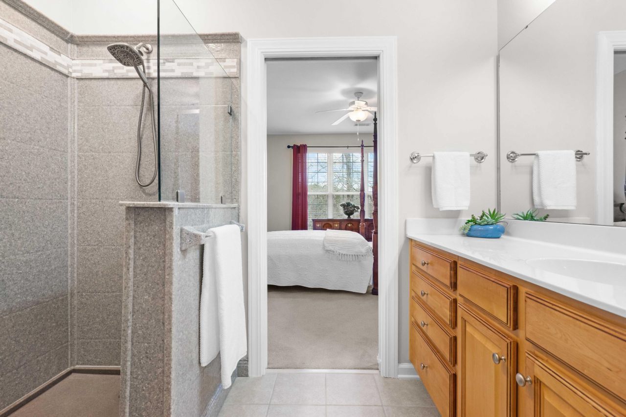 520 Trillium Court Photo 25