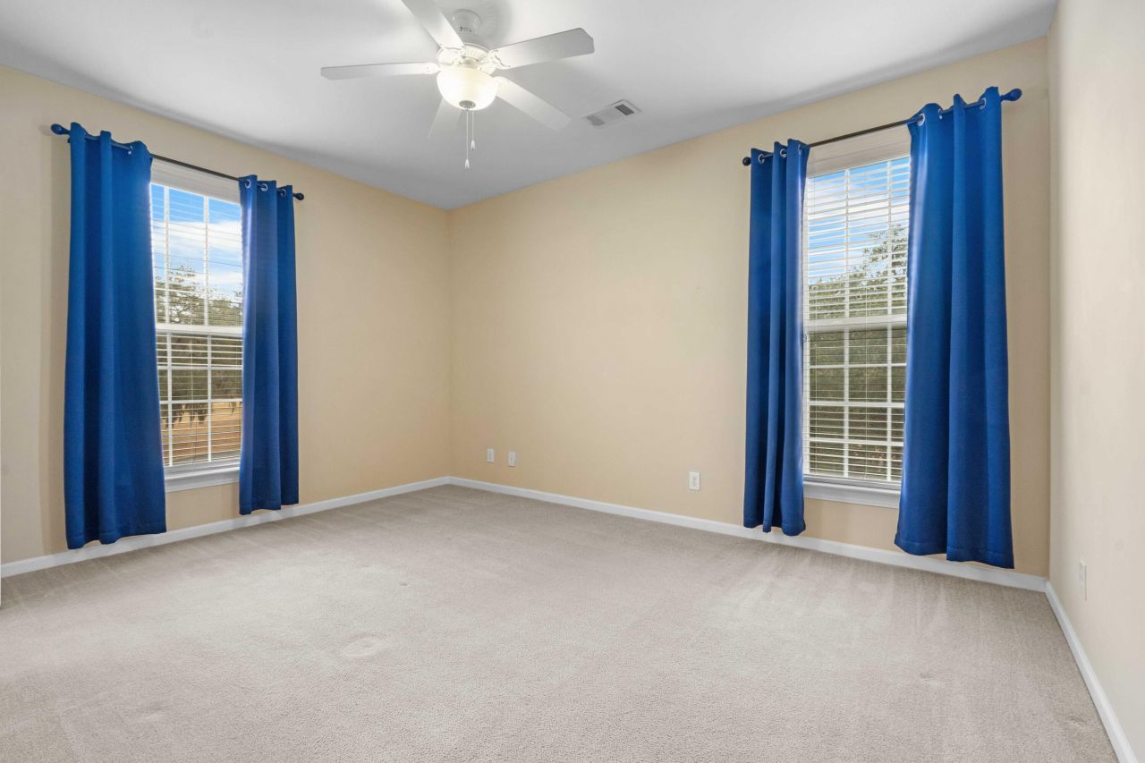 520 Trillium Court Photo 27