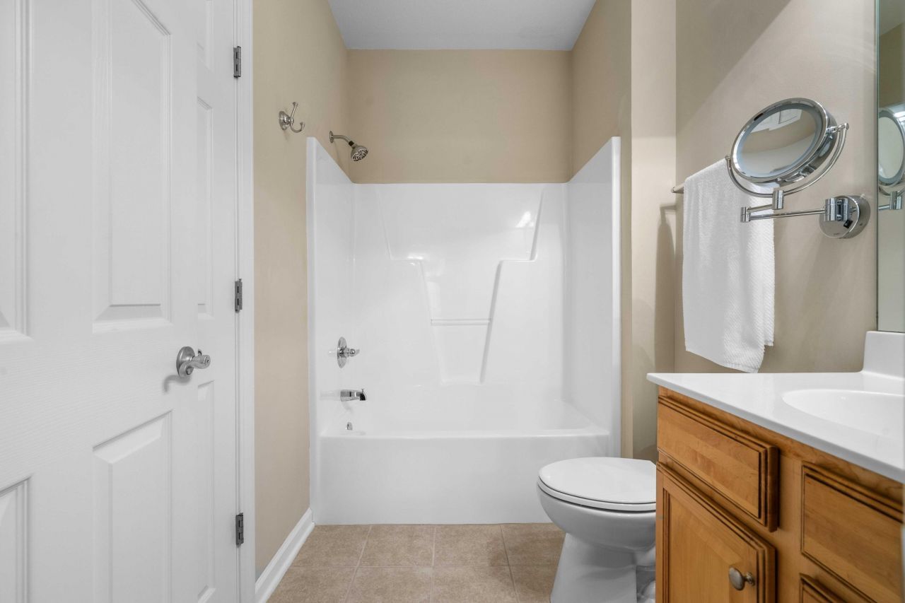 520 Trillium Court Photo 35