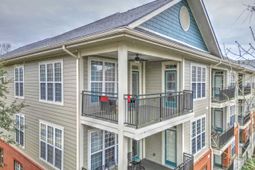 520 Trillium Court photo 4