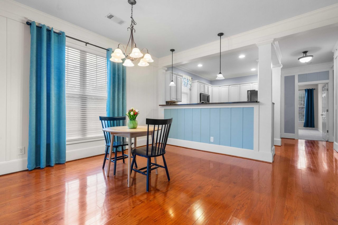 520 Trillium Court Photo 9