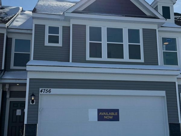 4756 AirLake Curve, Woodbury, MN 55129
