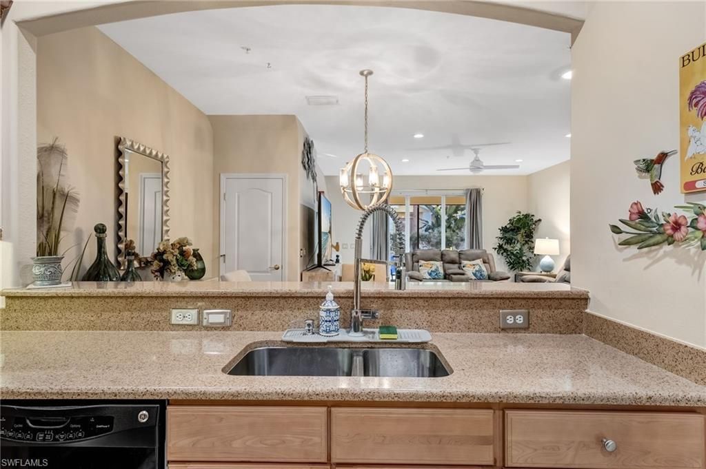 4361 Lazio Way, Unit 902, Fort Myers, FL 33901 Photo