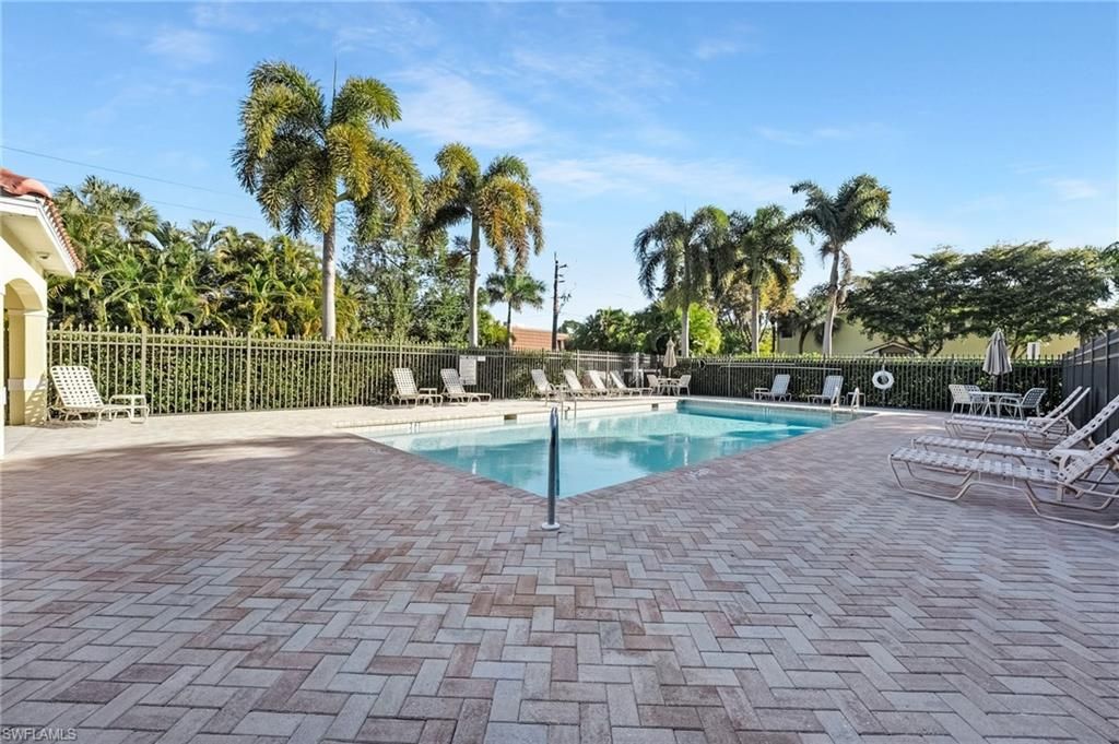 4361 Lazio Way, Unit 902, Fort Myers, FL 33901 Photo