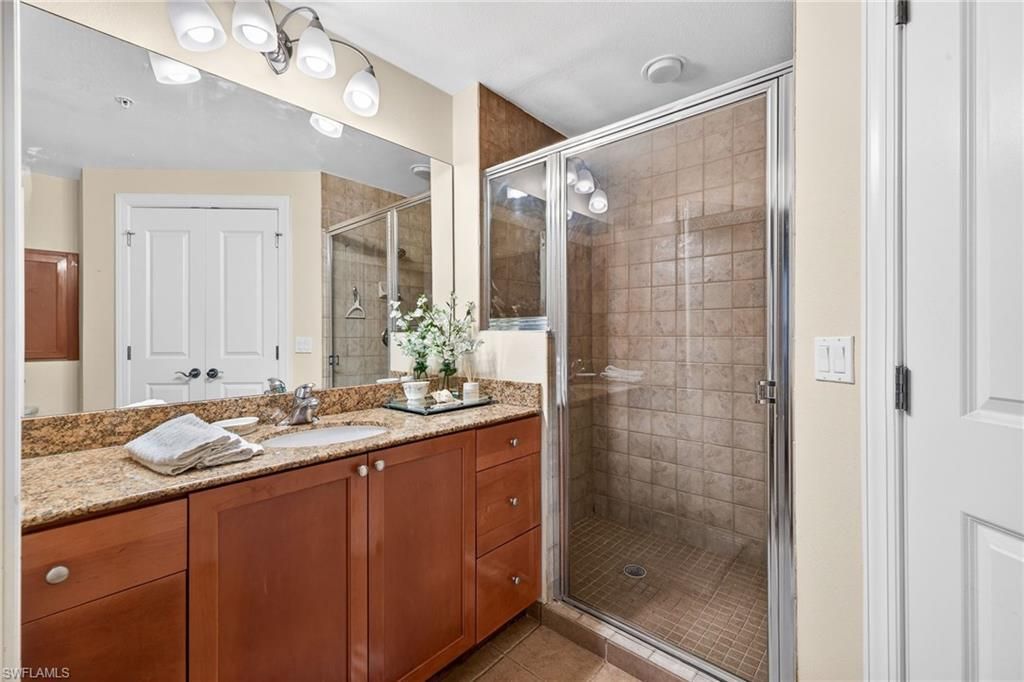 2825 Palm Beach Blvd, Unit 215, Fort Myers, FL 33916 Photo