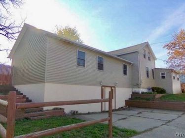 17 John Street, Oswego, NY 13126