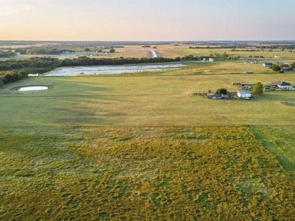 L16 Elm Branch , Elm Mott, TX 76640