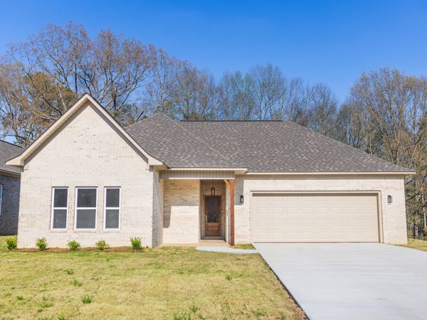 120 N Gregory St., Ecru, MS 38841