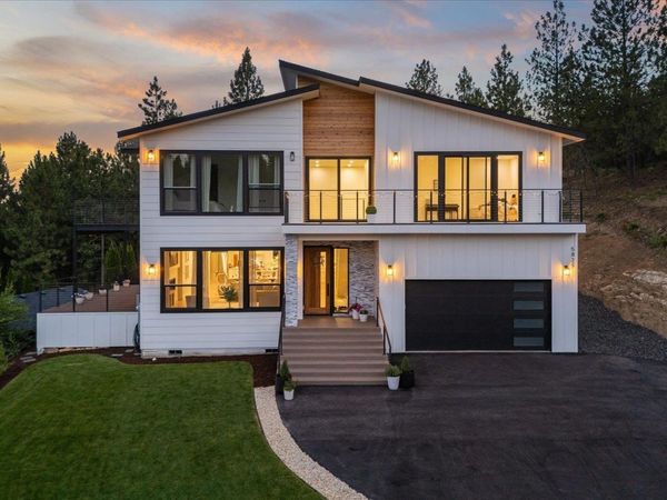 5825 N Del Rey Dr, Otis Orchards, WA 99027